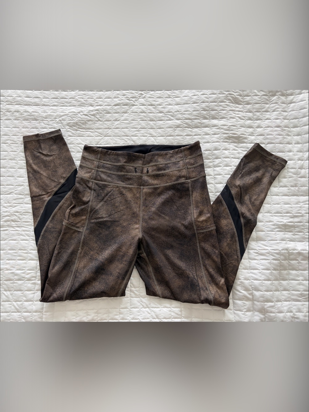 ZYIA Cooper colored cropped leggings